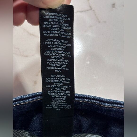 Chico’s | SO Lifting Straight Leg Dark Wash Blue Denim Jeans SZ 0.5 Short - Picture 15 of 16